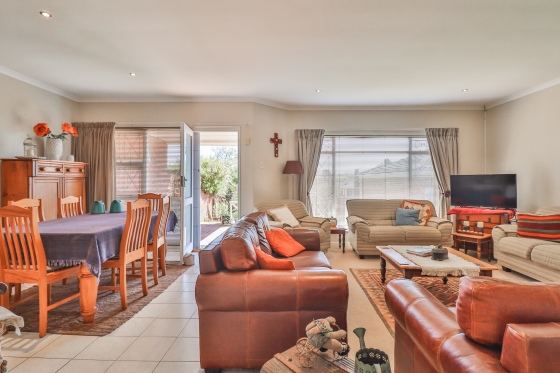 To Let 3 Bedroom Property for Rent in Goldwater Eastern Cape